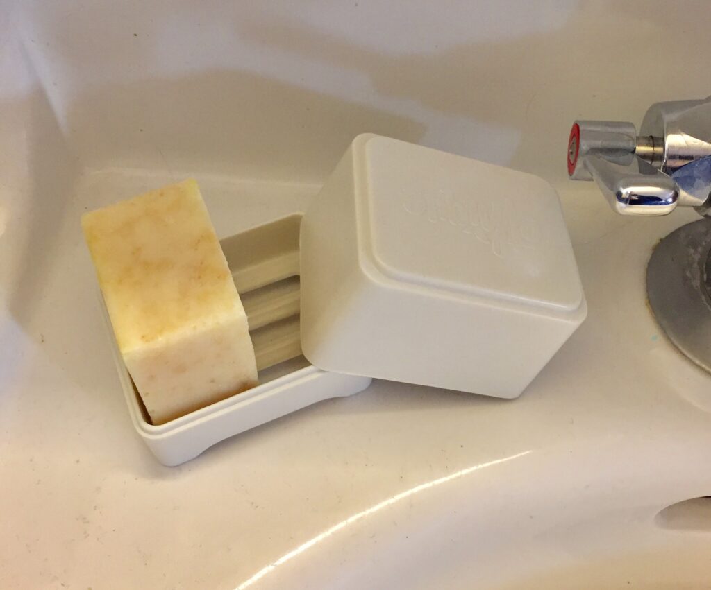 A picture of a soap container, a great sustainable swap to keep your bars dry